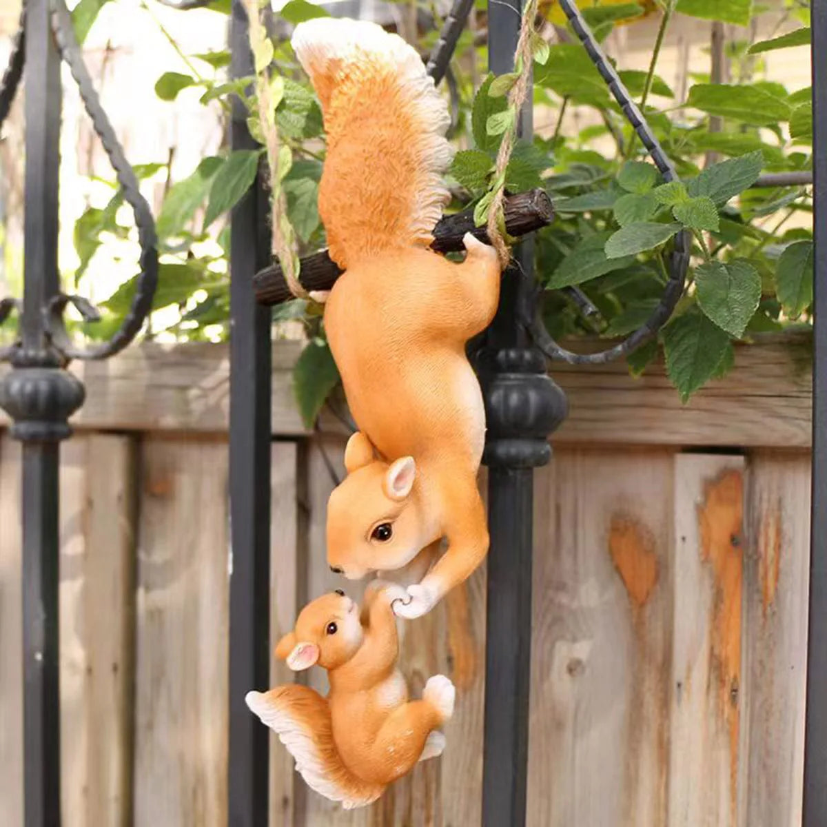 Linking Squirrel Garden Decor