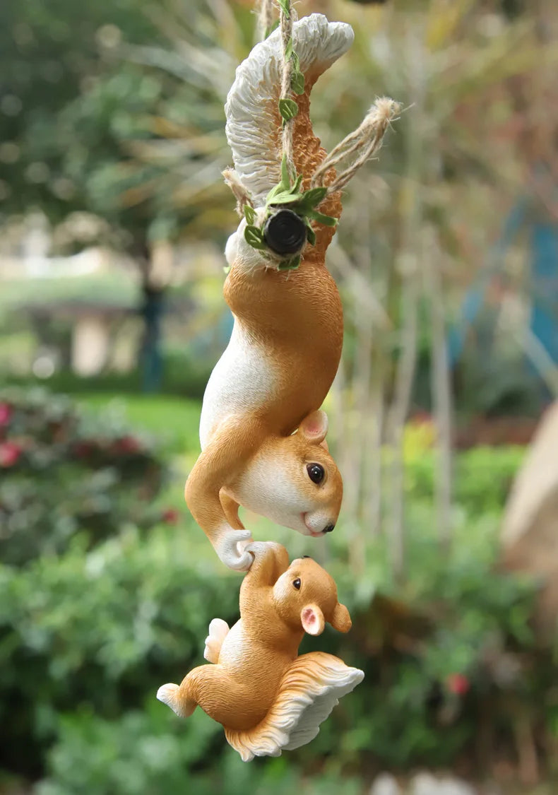 Linking Squirrel Garden Decor